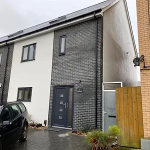 https://pass-the-keys-new-stylish-elegant-2-bed-apartment-in-the-city.cardiffhotelswales.com