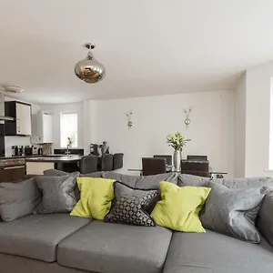 https://stunning-contemporary-apartment.bournemouth-hotels.org